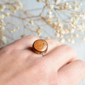 Ręcznie wykonany drewniany pierścionek