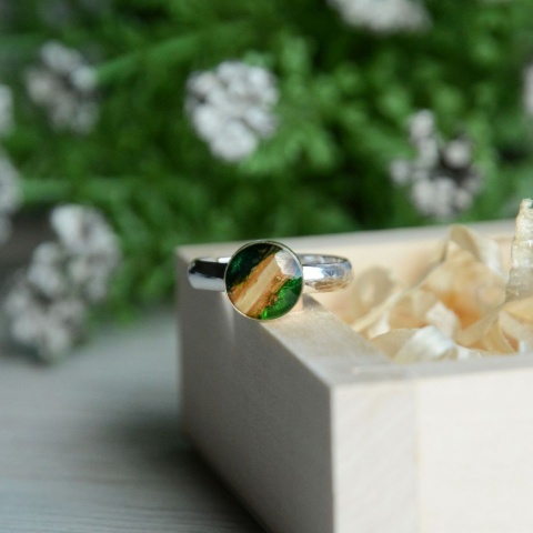 Ręcznie wykonany pierścionek regulowany