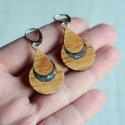 Ręcznie wykonane kolczyki z drewna