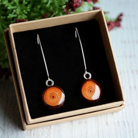 Ręcznie wykonane kolczyki drewniane