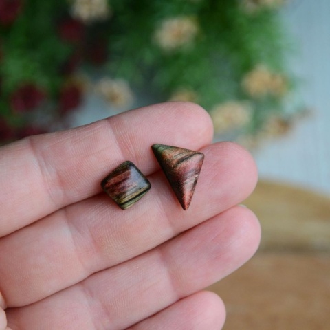 Kolczyki sztyfty niesymetryczne