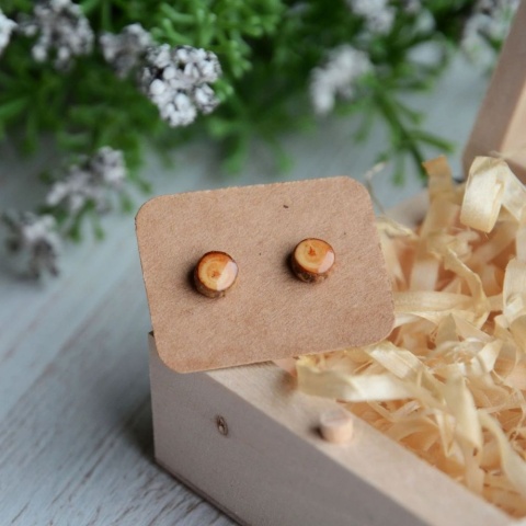 Mini kolczyki z drewna