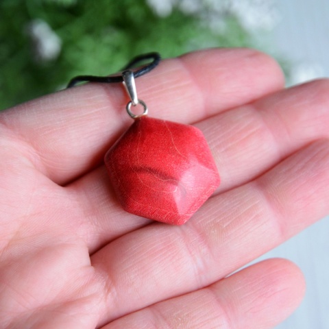 Wisiorek sześciokąt handmade