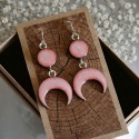 Unikatowe kolczyki różowe