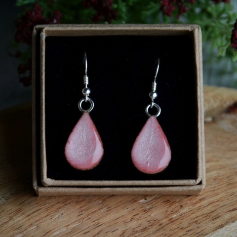 Jasno różowe kolczyki ręcznie wykonane